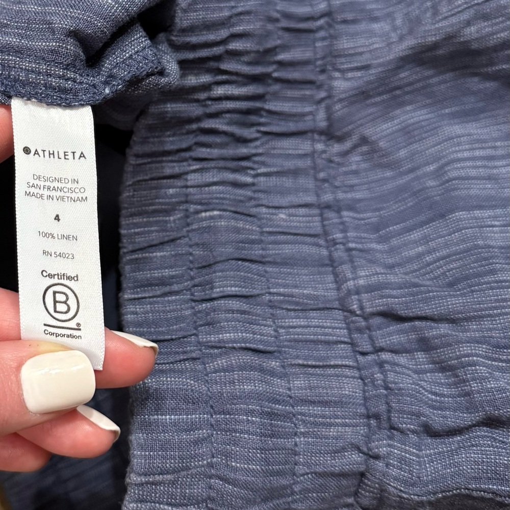 Athleta Cabo Linen Textured Shorts. - Picture 3 of 5